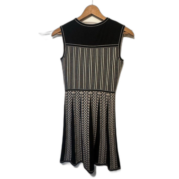 Tory Burch 'Monique' Black & White Cotton Sweater Dress Size XS - Picture 3 of 8